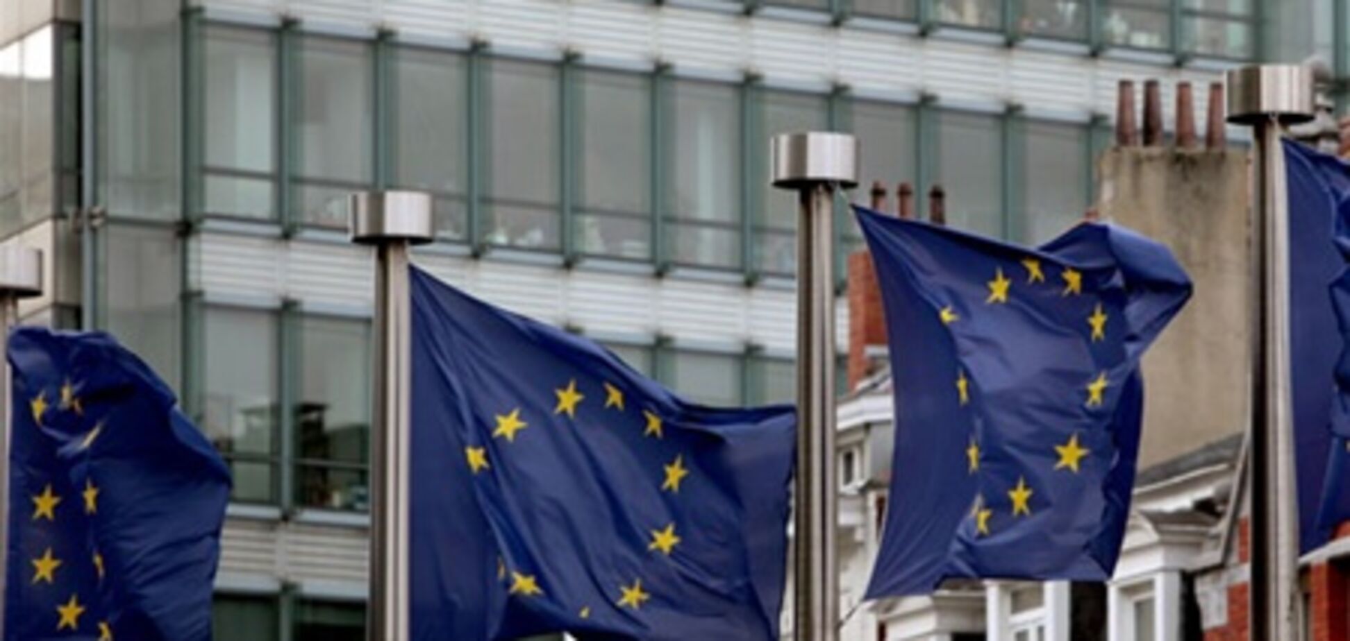 Сорос призвал Грецию и Португалию выйти из ЕС