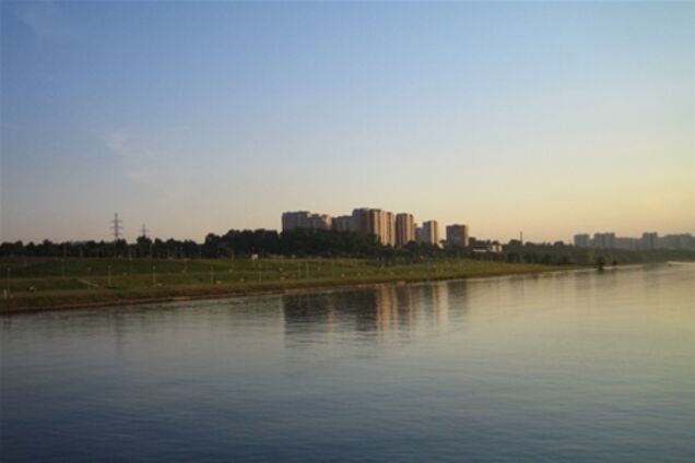 Молодий чоловік потонув у річці через стрибок на спір