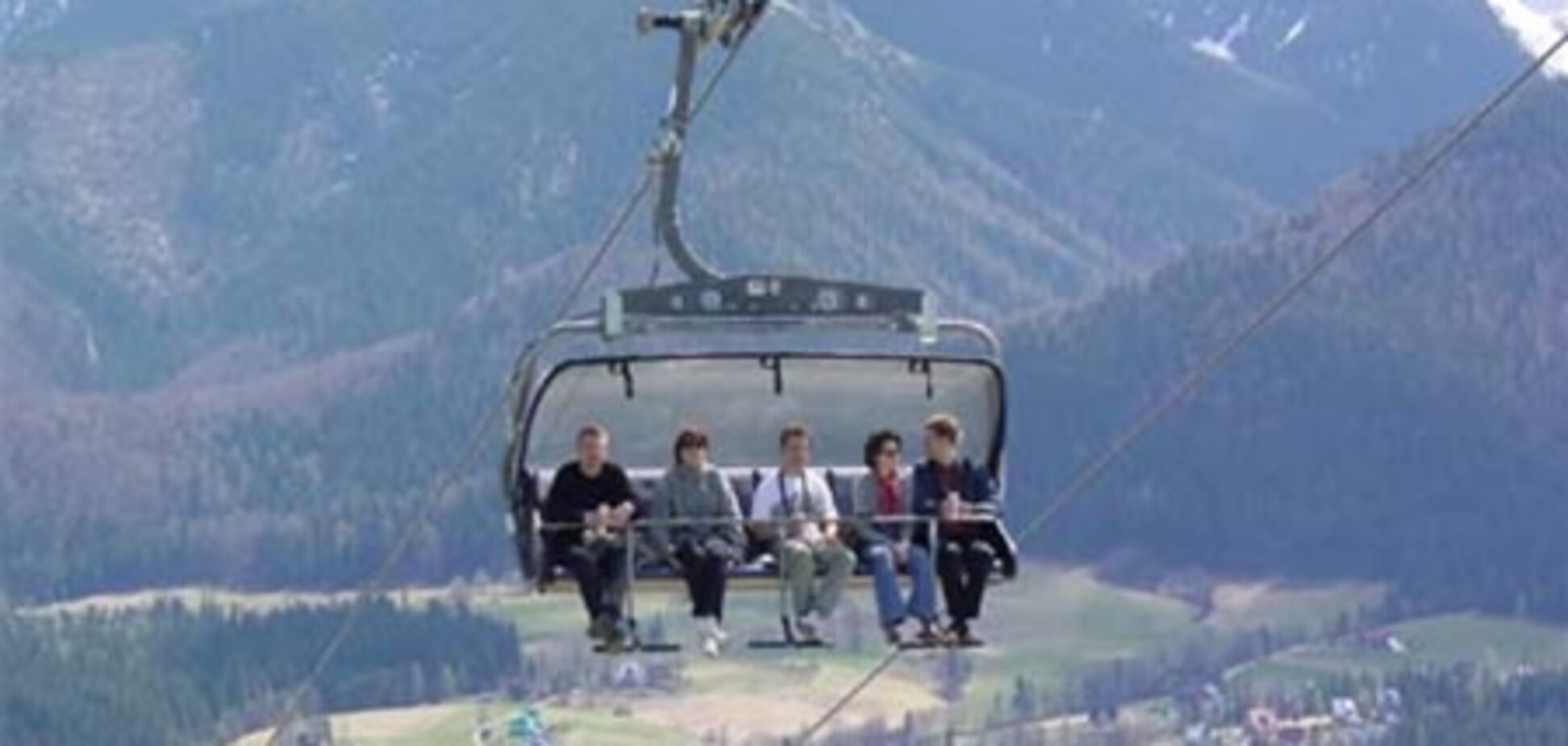 В Германии туристы стали заложниками канатной дороги
