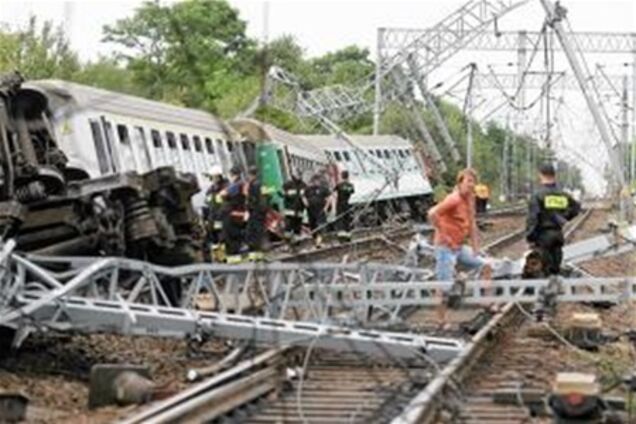 В аварії потягу в Польщі винен машиніст - прокуратура
