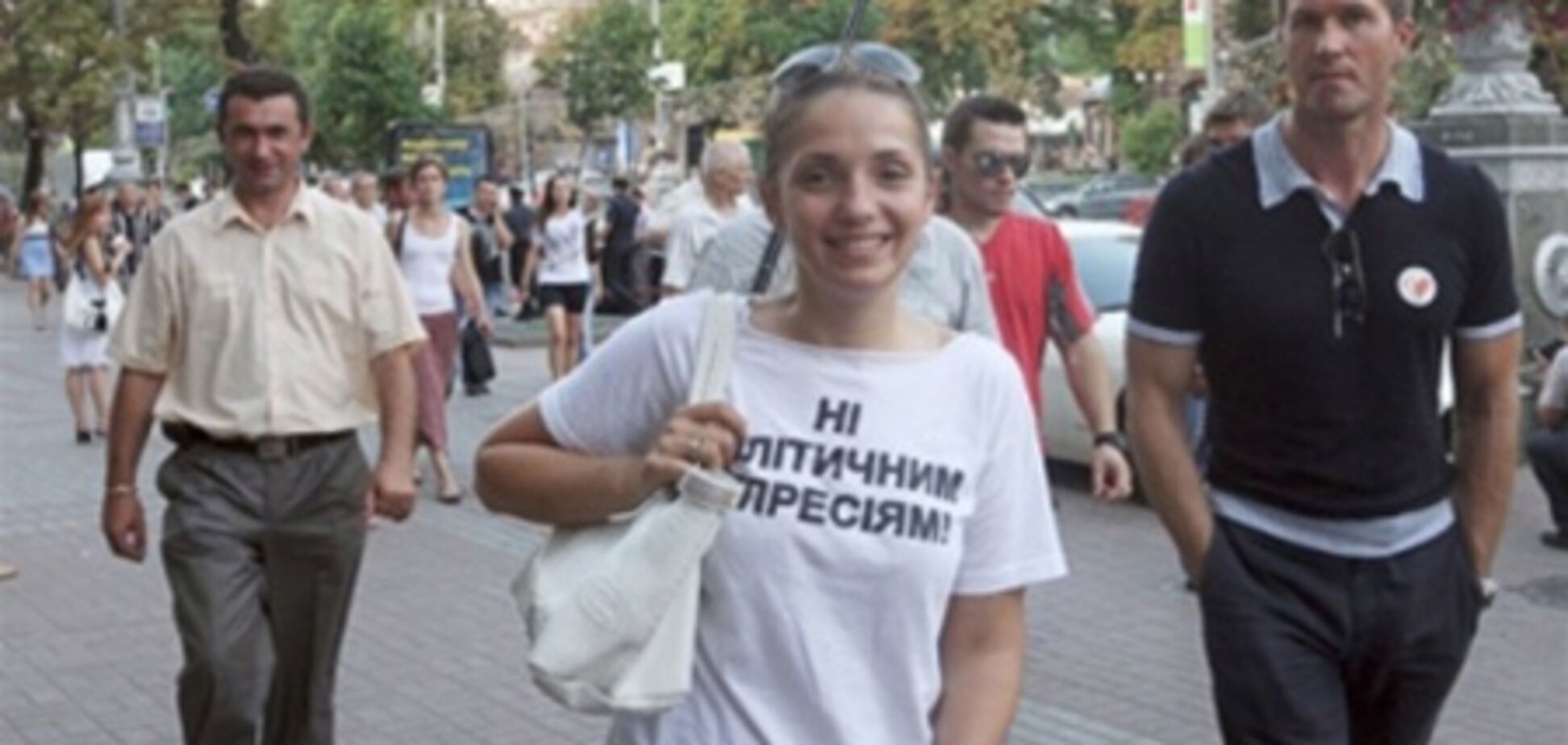 На суд у справі Тимошенко прийшли її чоловік і дочка