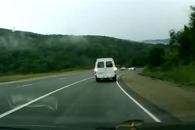 ДТП по дороге на море: мужчину с ребенком выбросило через заднее стекло