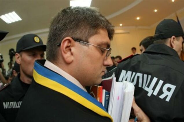 Киреев отказался пустить к Тимошенко врача