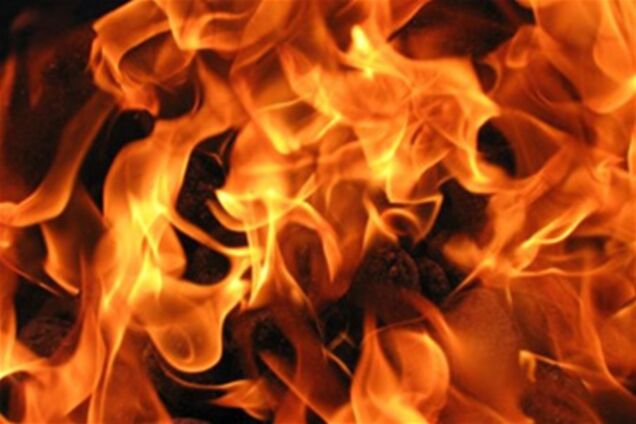 В Крыму сгорел автобус