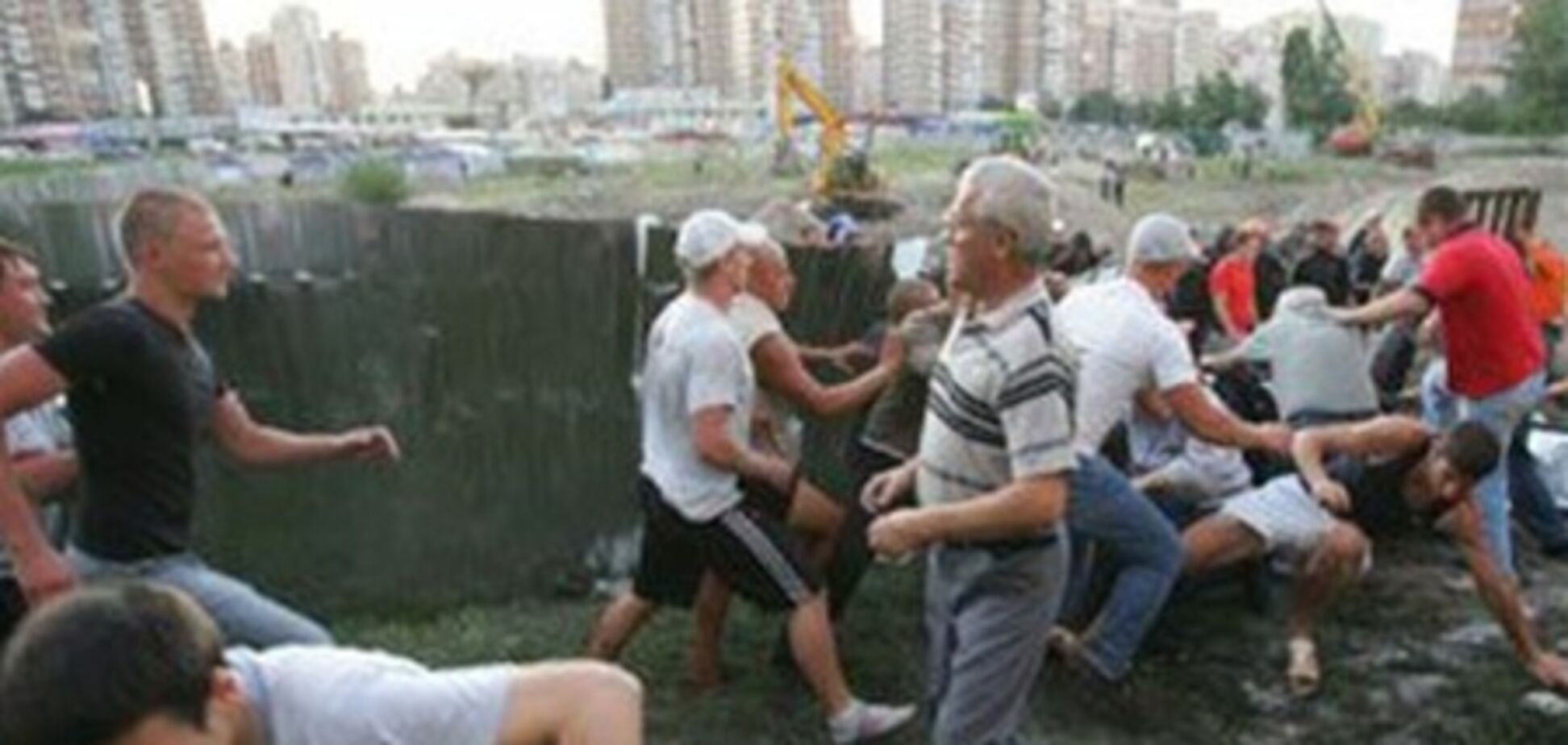 Массовая драка на Троещине: известны имена пострадавших активистов