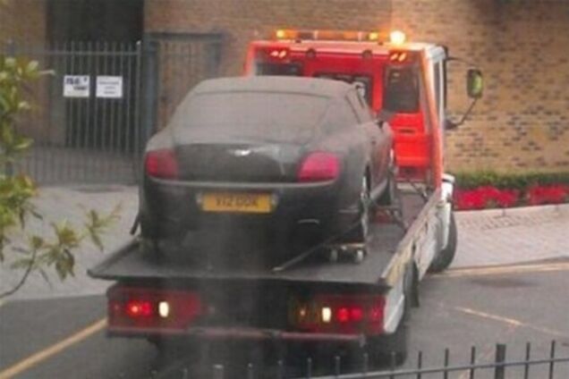 В одном из гаражей Лондона нашли заброшенный Bentley