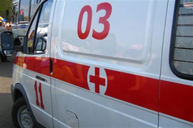 На Донеччині чоловік двічі вистрибнув з 8-го поверху