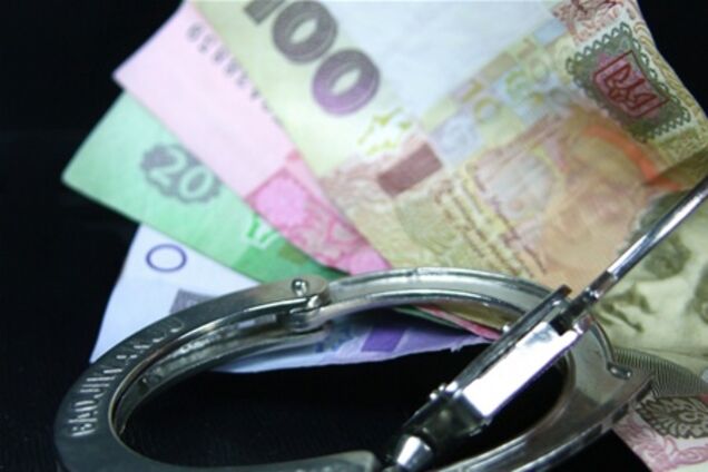 У Львові великий чиновник погорів на хабарі