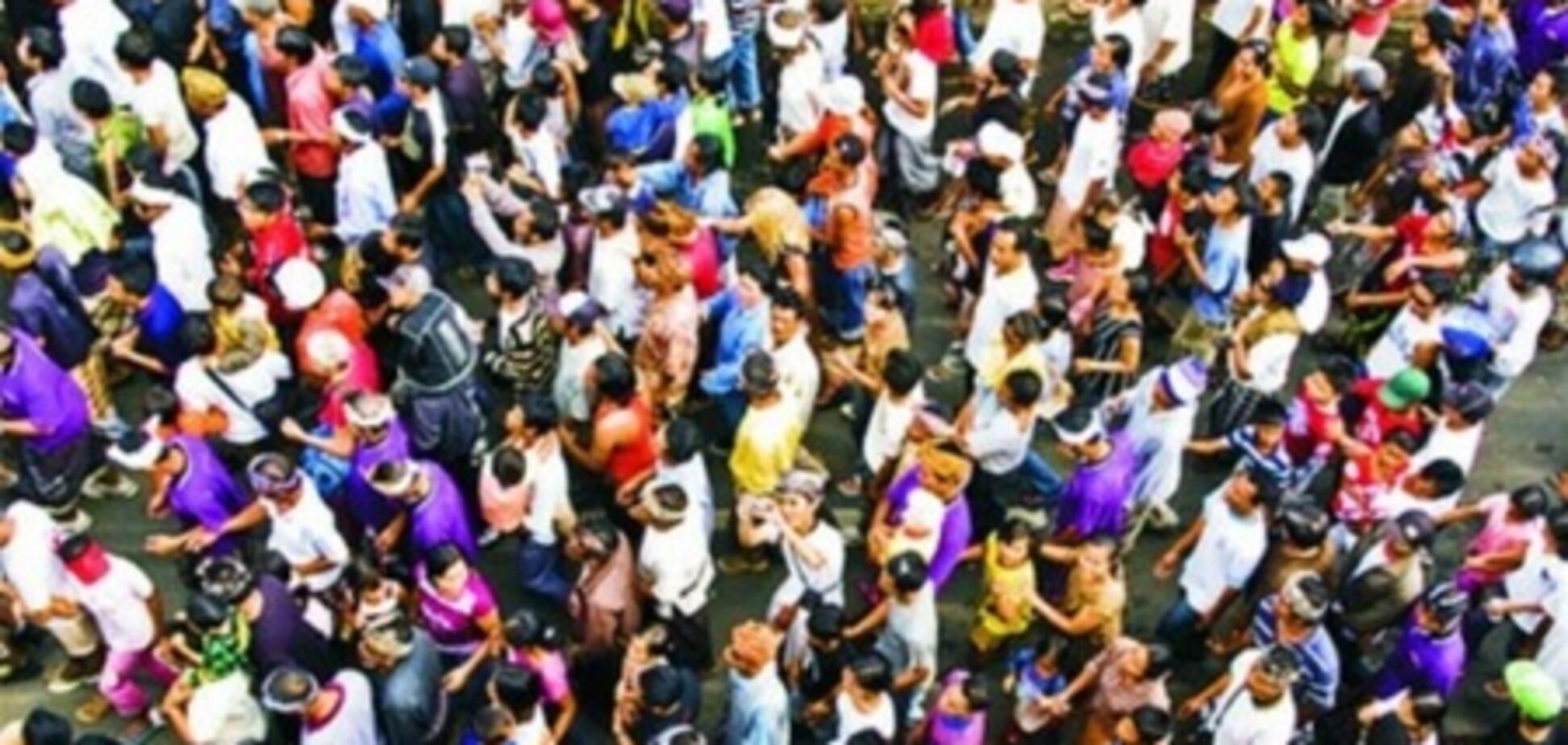 Подавляющее число украинцев работают безоплатно и сверхурочно