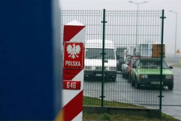 Нелегальні мігранти в Польщі зможуть легалізуватися