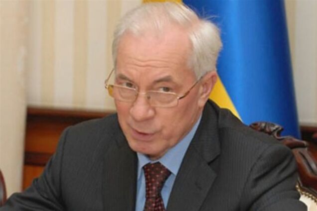 Азаров на колегии Минобразования: вам смешно, а мне больно