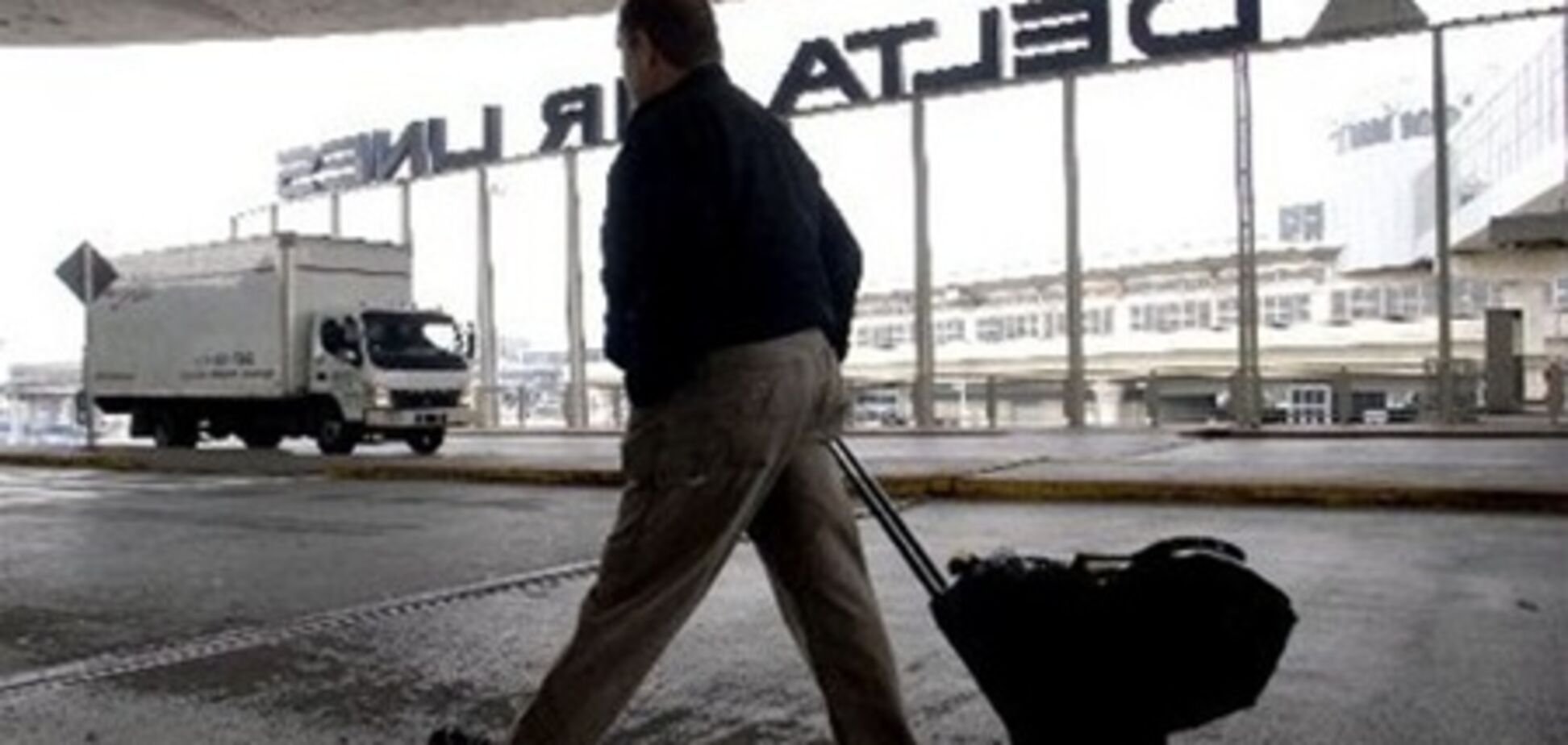 Аэропорты Нью-Йорка в субботу будут закрыты из-за урагана