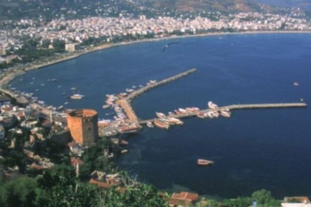 В Турции массово отравились туристы из России