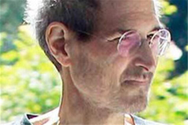 Истощенный болезнью Стив Джобс снова попал в поле зрения СМИ. Фото