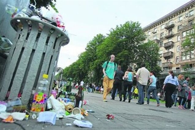 За мусор киевлян накажут рублем