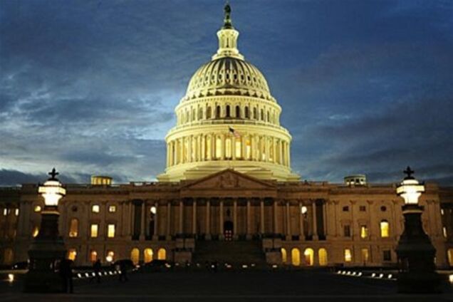 Кредитный рейтинг США остался на максимальном уровне