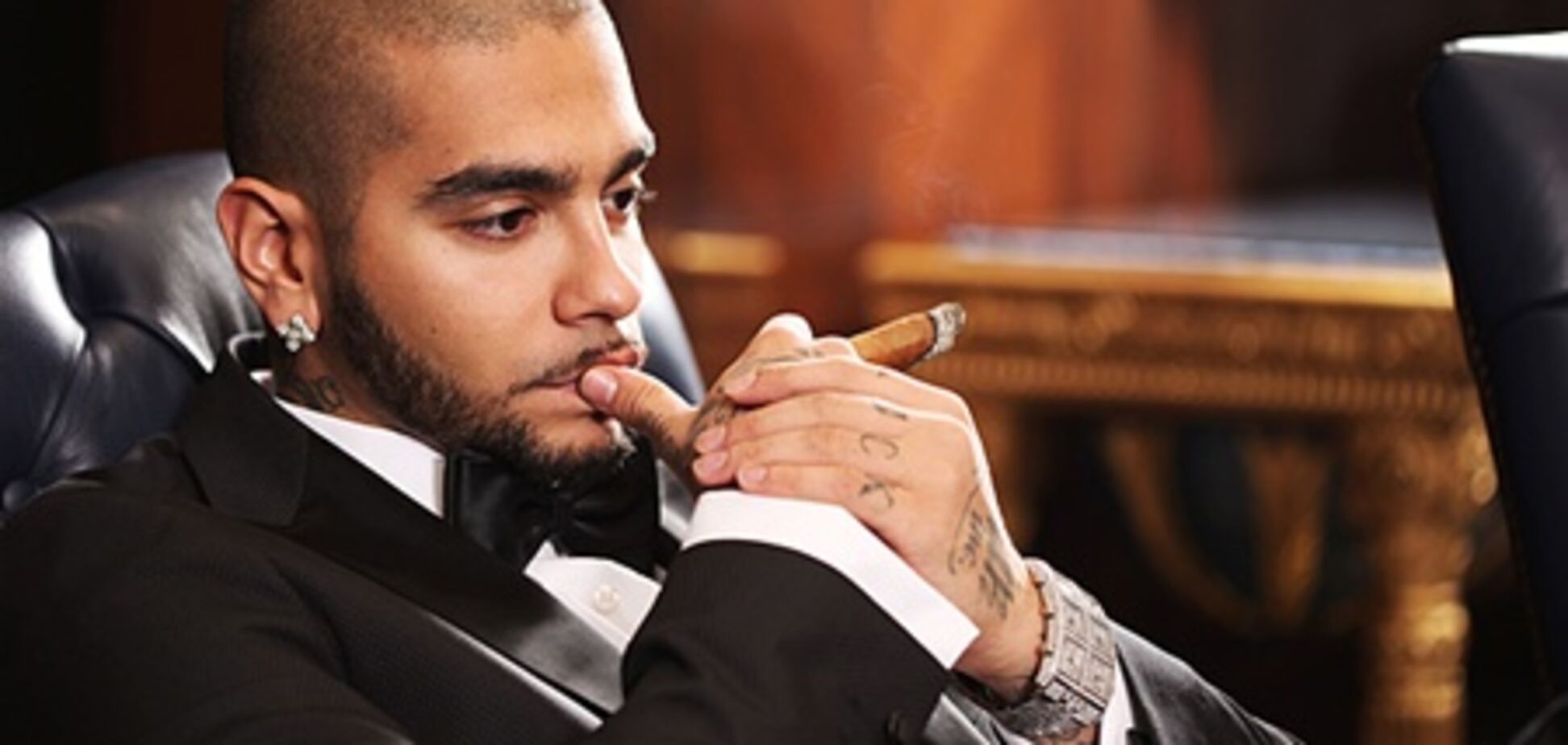 Тимати защитил девушек в ресторане