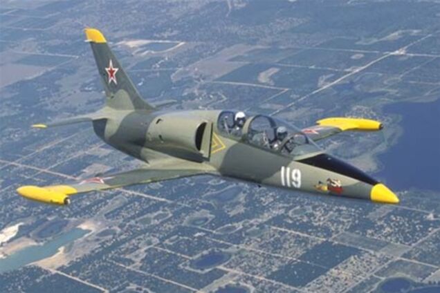 Літак НАТО зіткнувся з військовим літаком в Литві