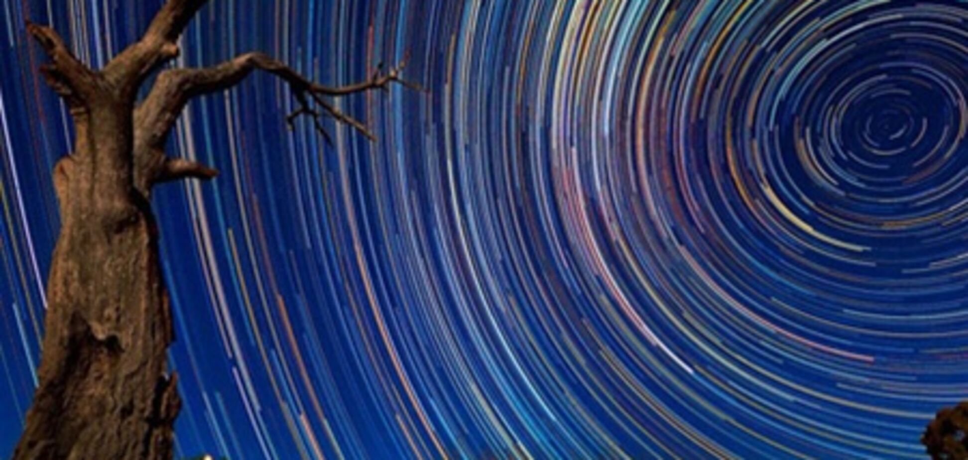 Австралійський фотограф відобразив обертання Всесвіту