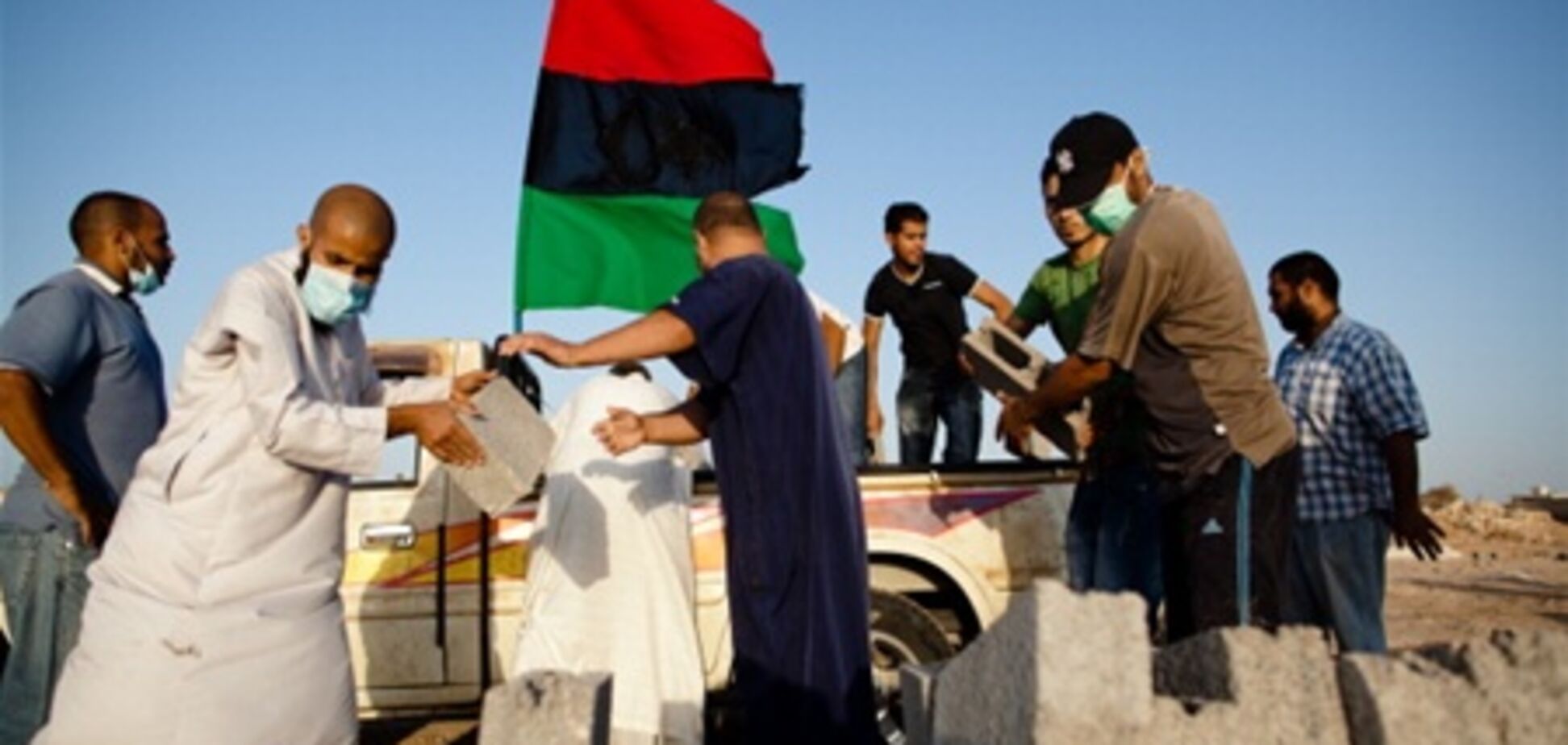 Войска Каддафи не приняли ультиматум повстанцев