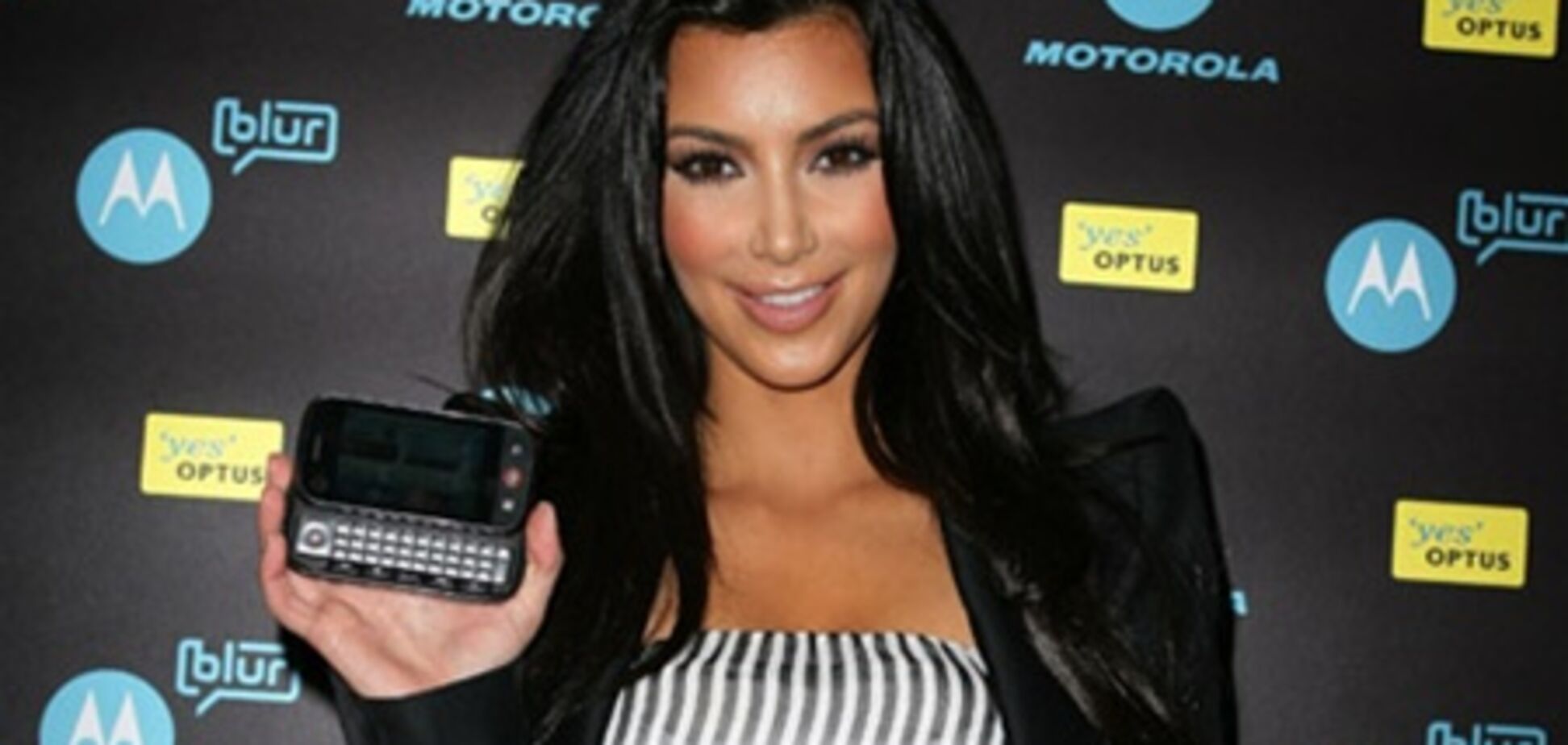 Кардашян составит конкуренцию певицам