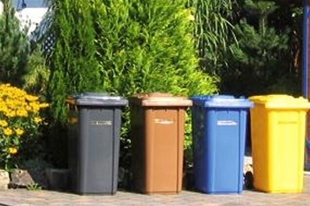 Жителей Киева заставят правильно выбрасывать мусор