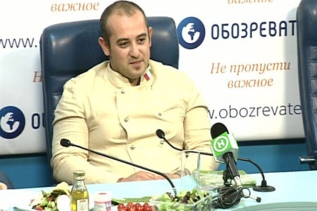 Итальянский шеф-повар порекомендовал Тимошенко и Кирееву попить воды