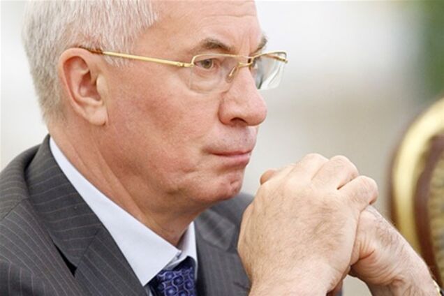 Азаров: Кабмин изучает возможность 'газового суда' с Росией