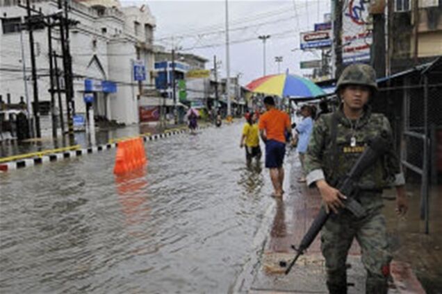 Наводнение на севере Таиланда унесло жизни 20 человек