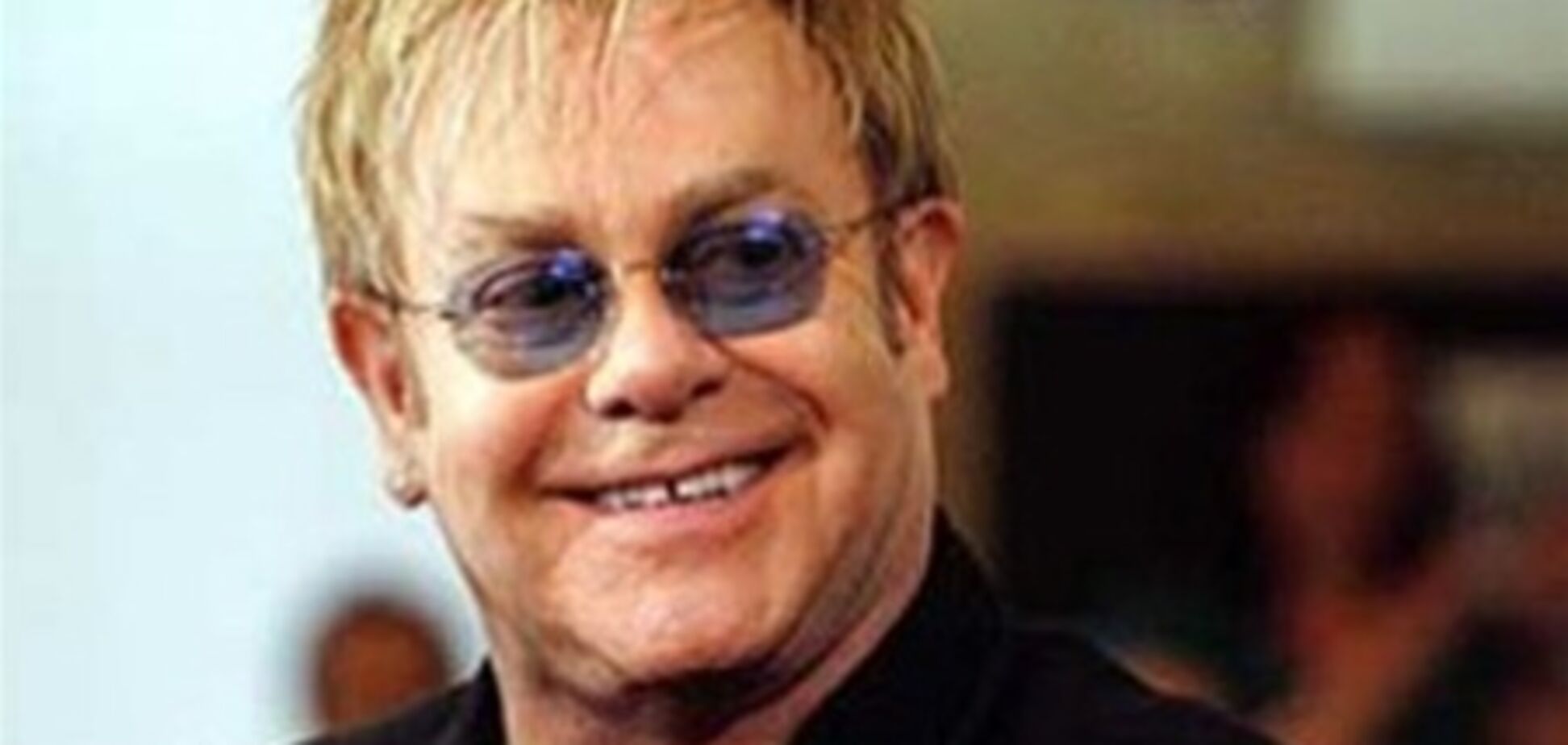 Элтон Джон спел на свадьбе русской модели в Петербурге. Фото