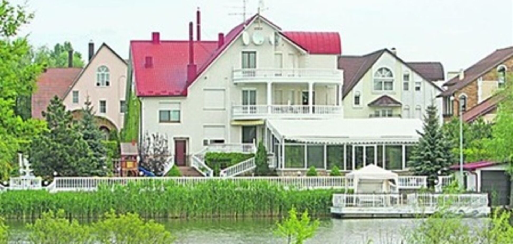 Черновецкий якобы продает свой дом в Конча-Заспе