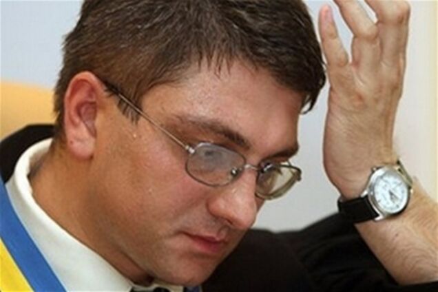 Киреев начал принимать документы в защиту Тимошенко