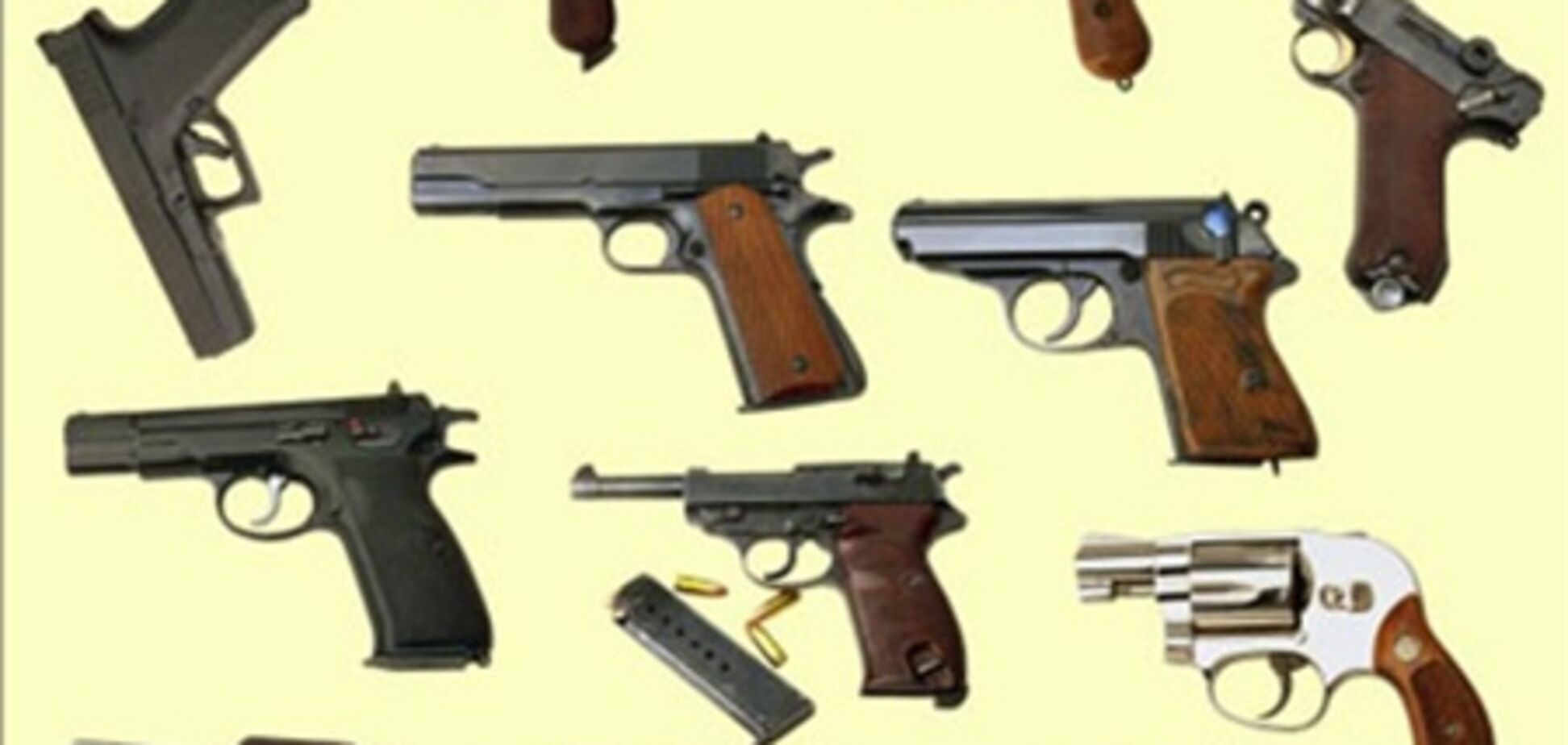 Херсон. Міліція вилучила у пенсіонера 22 саморобних пістолета