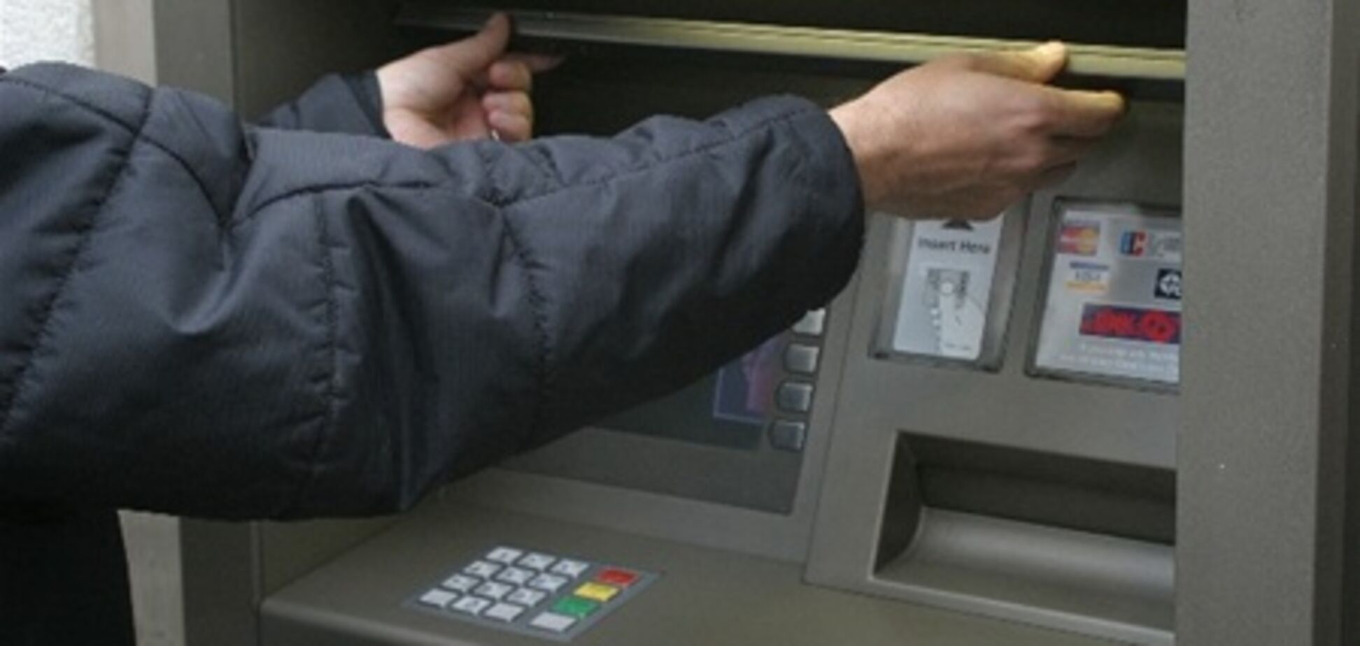 У Борисполі з банкомату вкрали 1млн гривень