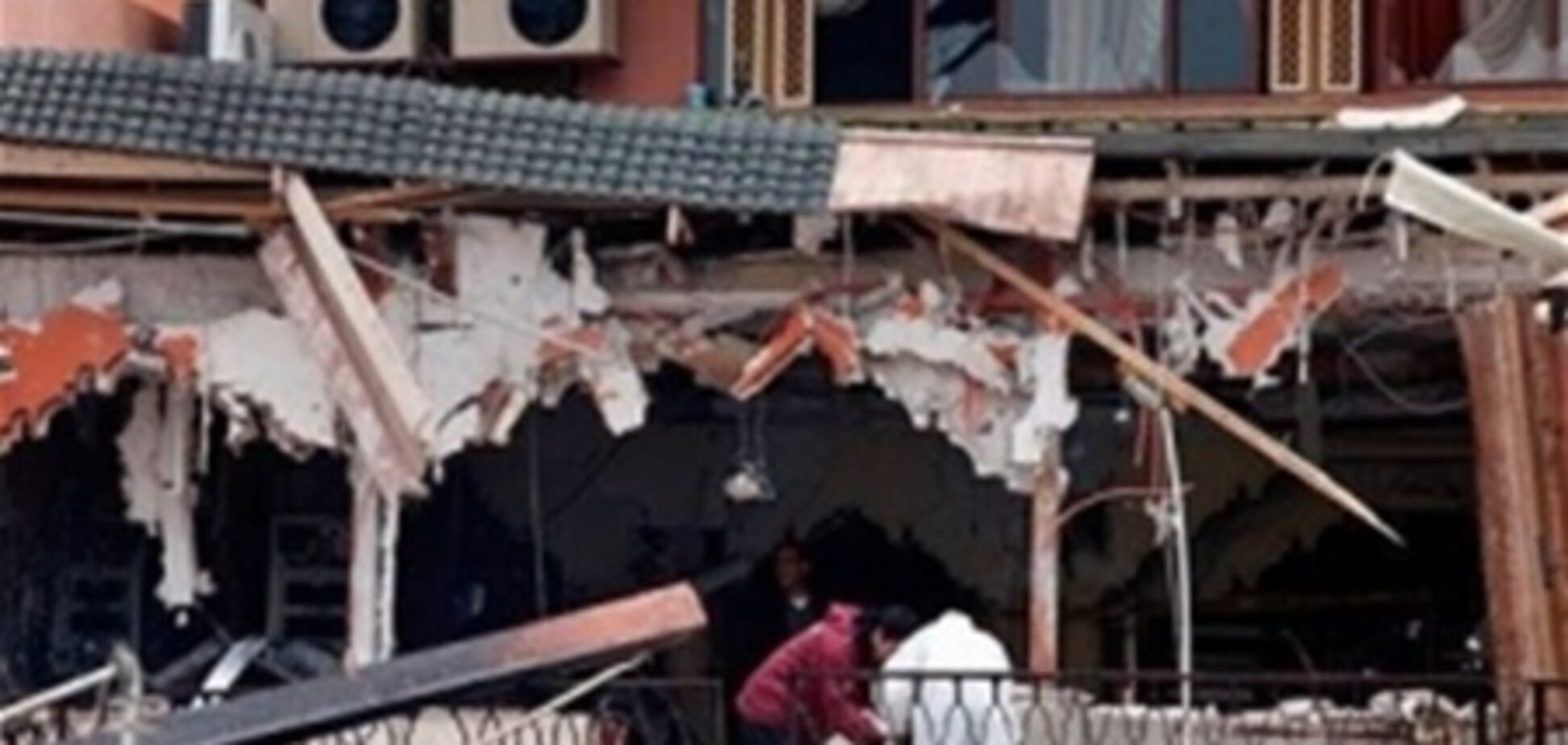 Жители Ужгорода варят макароны на костре и боятся новых взрывов