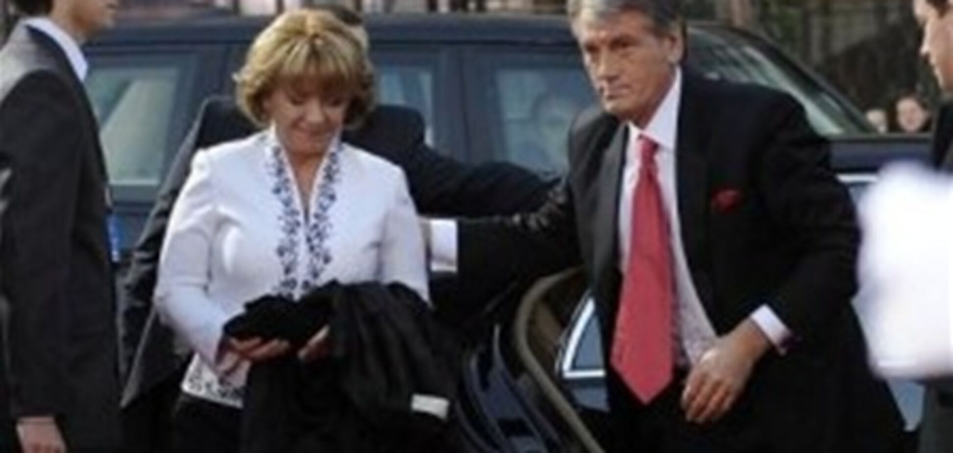 Ющенко з'їжджає з держдачі