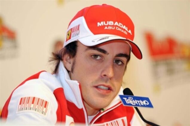 Алонсо зовет Феттеля и Ньюи в Феррари