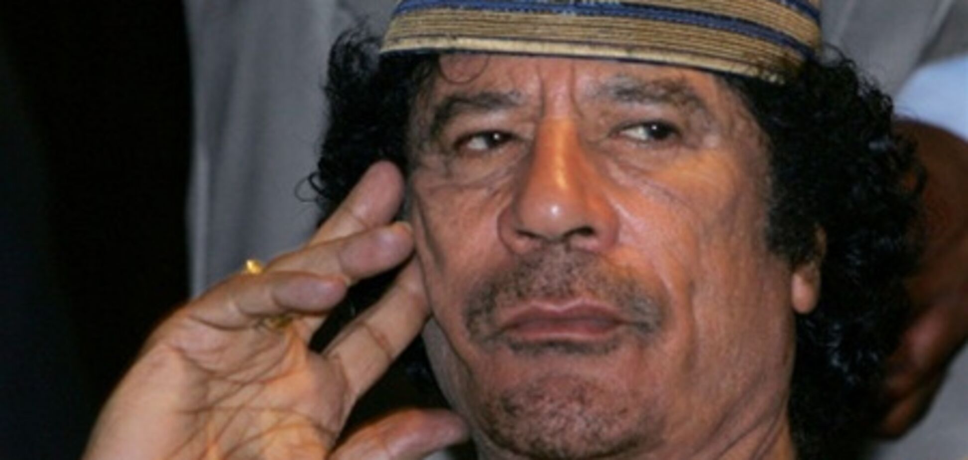 Гвинея-Бисау готова принять Муамара Каддафи