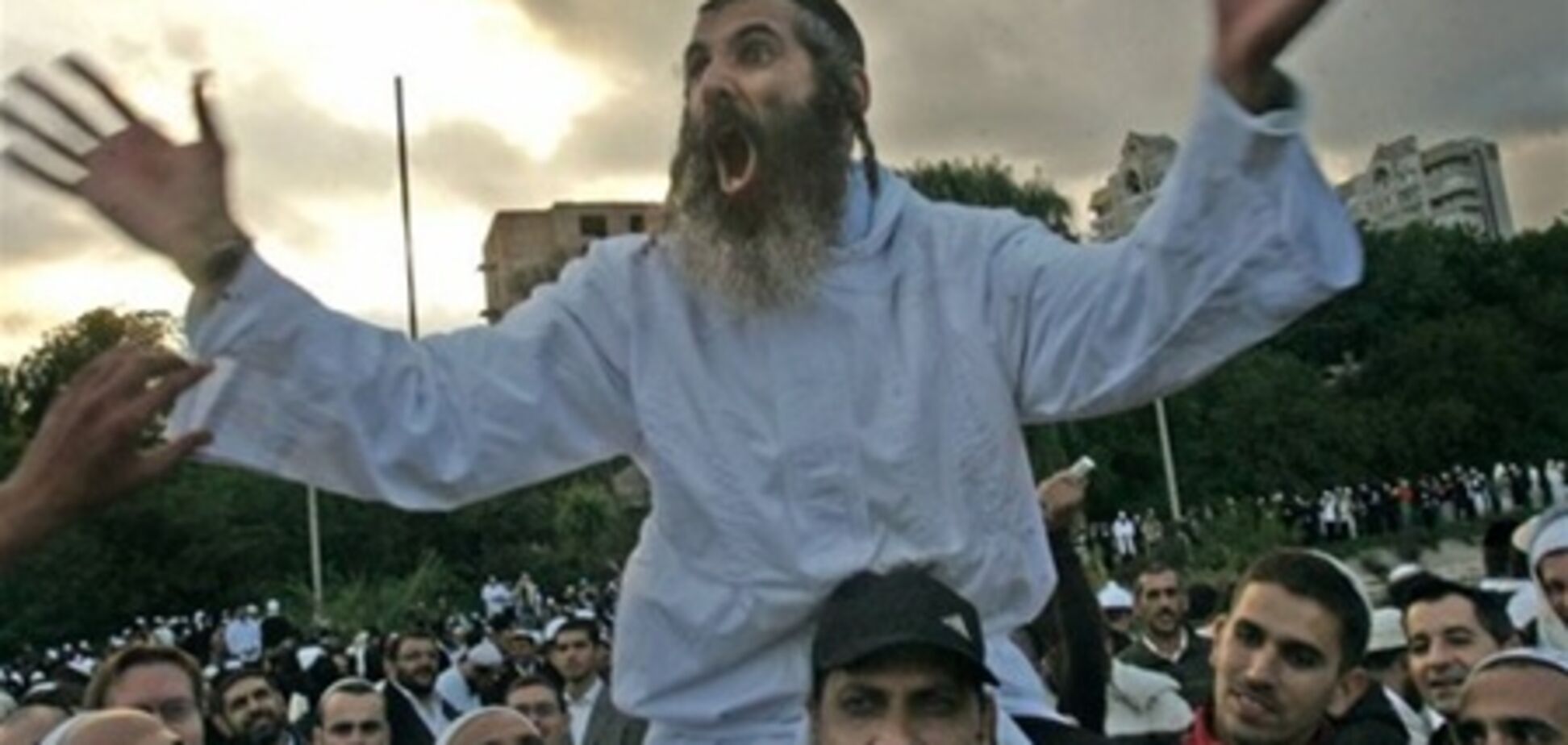 Украинские пограничники усиленно готовятся ко встрече с хасидами