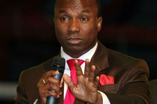 Адвокат жертв King's Capital пригрозил Аделадже арестом