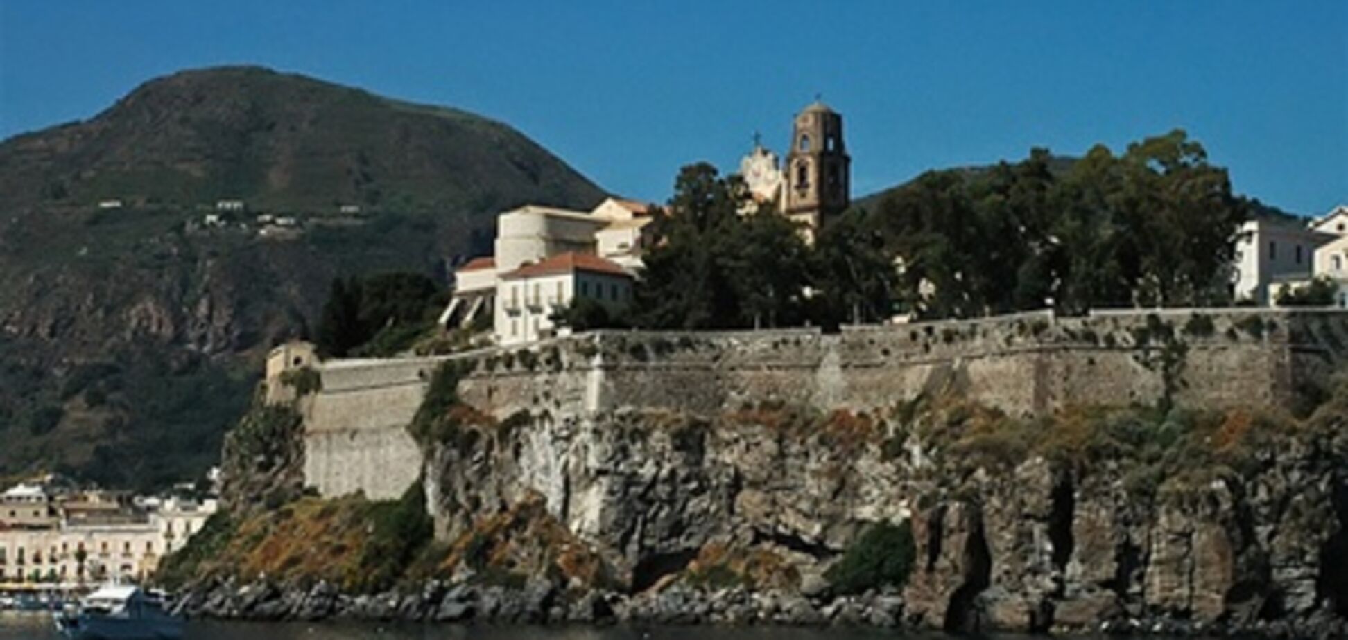 На Липарских островах решили ввести туристический налог