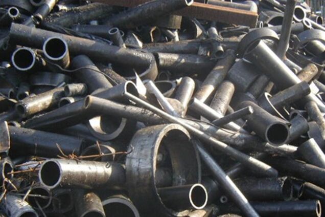 Школьники угнали машину и сдали на лом