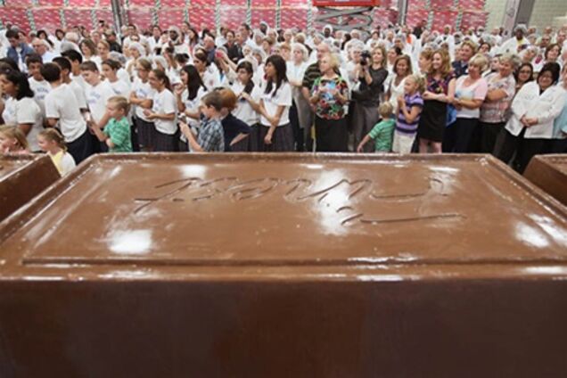 Самая большая в мире шоколадка