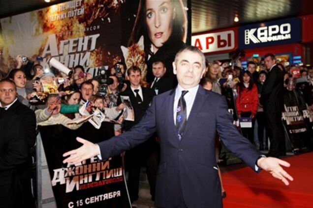 В Москве мистер Бин предпочел прогулке по Кремлю ужин в ресторане. Фото