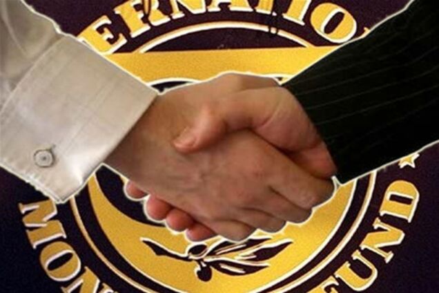 ПР: Украина может, но не намерена отказываться от денег МВФ