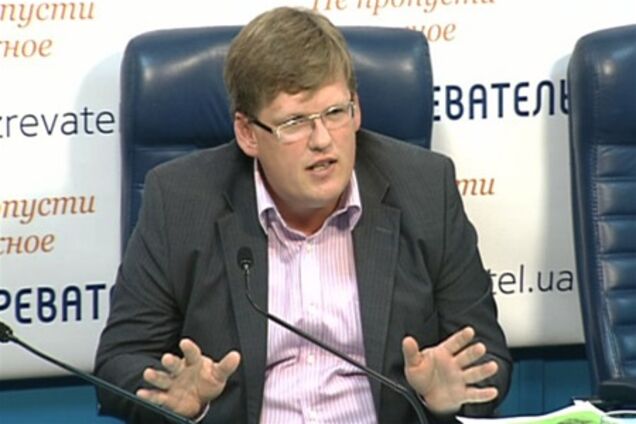 Нардеп, зарабатывающий 30 тысяч, ездит в метро бесплатно - эксперт