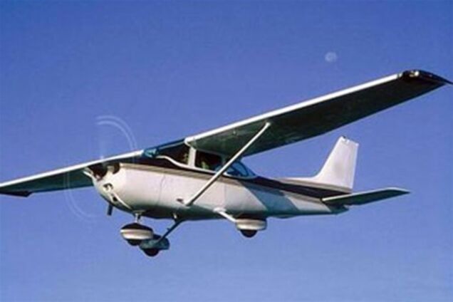 У Чернігові впав літак, є постраждалі