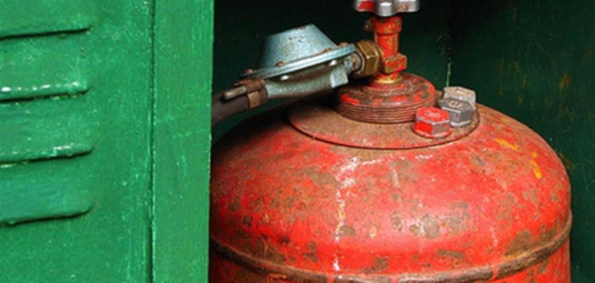 В Днепропетровске взорвался газовый баллон, погиб человек