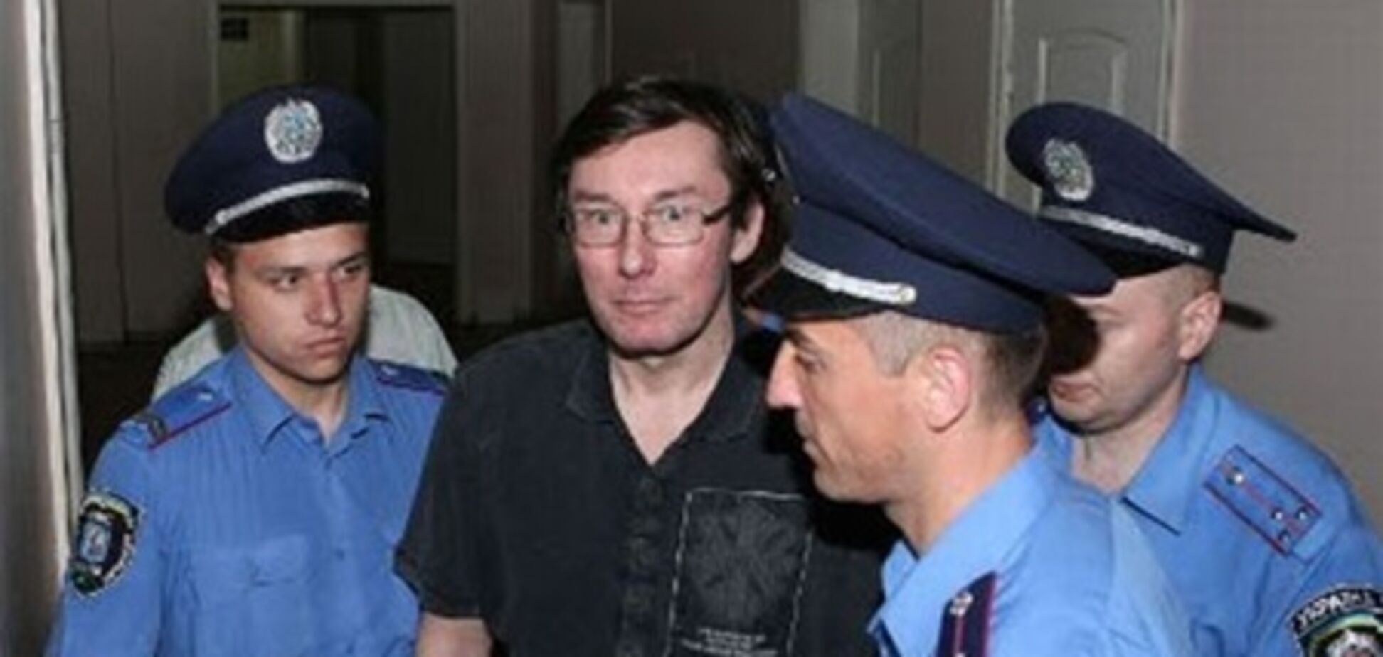 Суд не выпустил Луценко на свободу