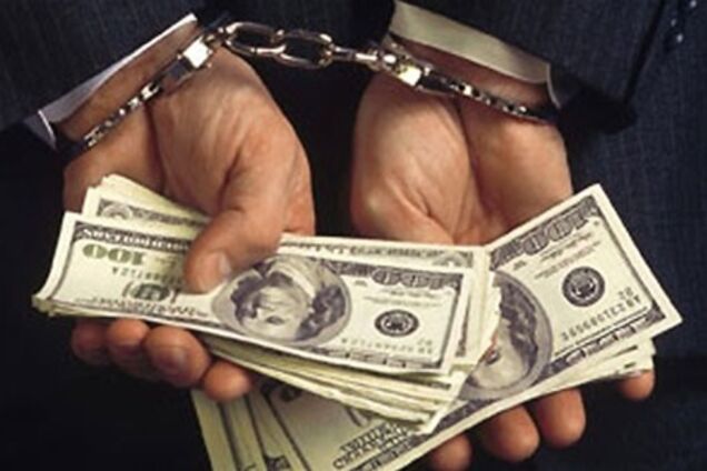 11 столичных чиновников предстанут перед судом